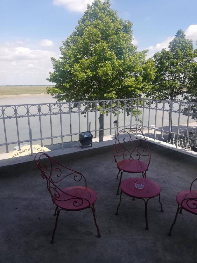 Logis Hotel- Restaurant Le Relais Guillaume De Normandy Saint-Valery-sur-Somme Exterior foto